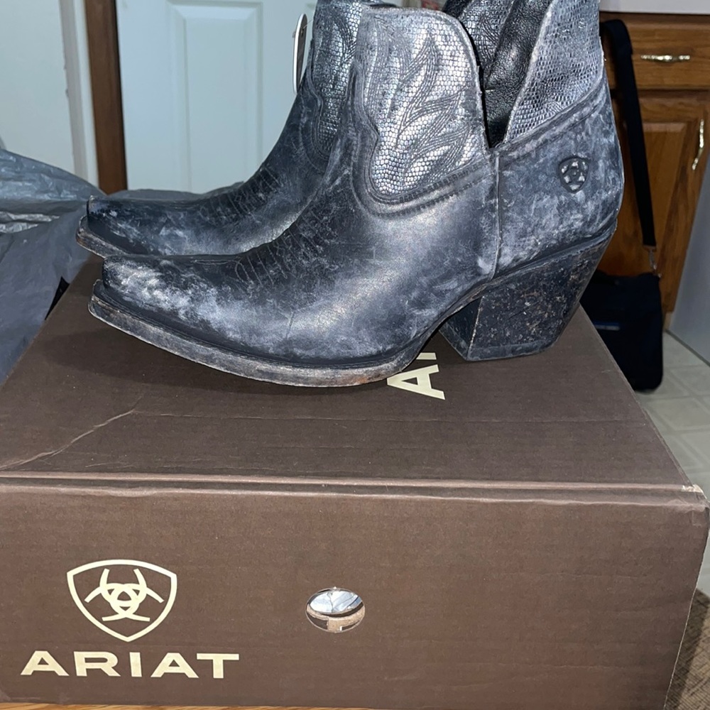 Ariat woman’s boots